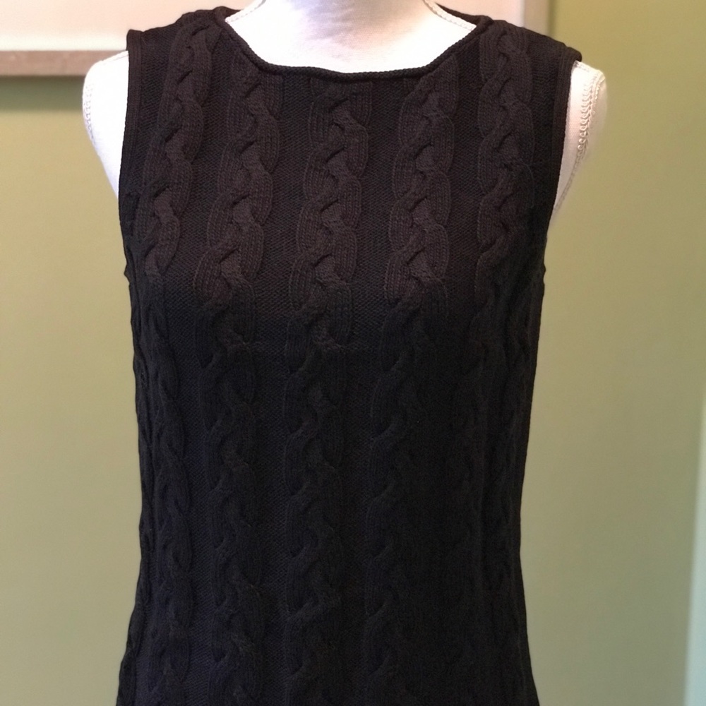 Eddie Bauer black cable knit sleeveless sweater